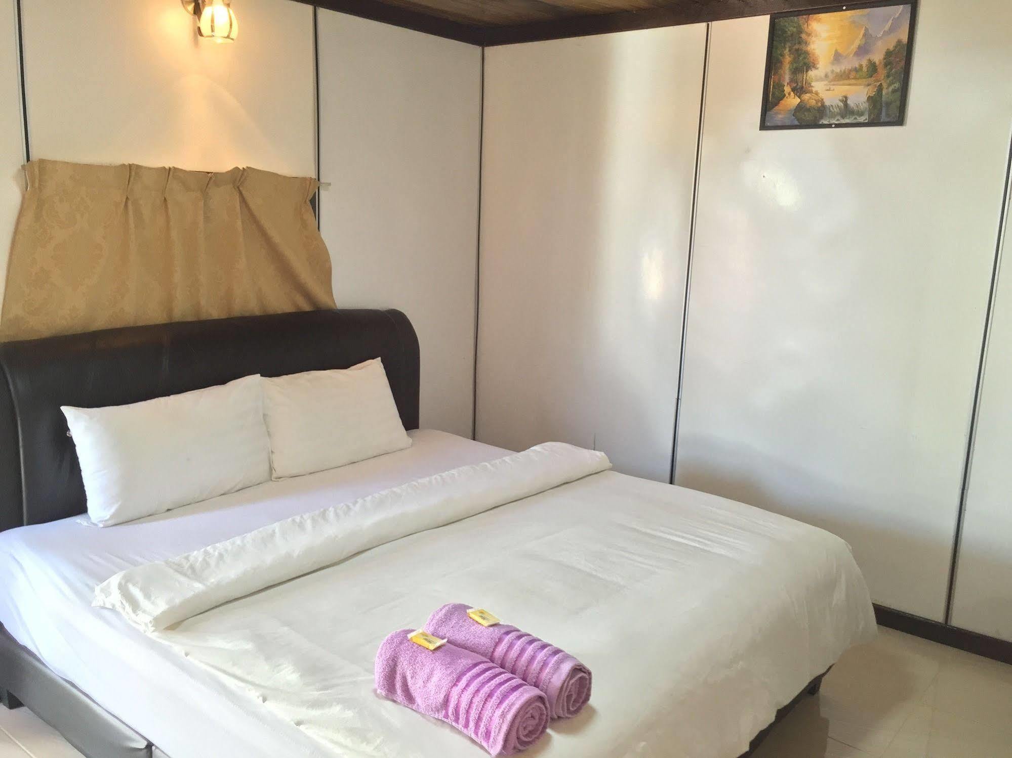 Rasa Senang Villa -Islam Guest Only Pantai Cenang  Εξωτερικό φωτογραφία